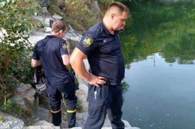 В Днепропетровской области в карьере нашли тело утонувшего парня