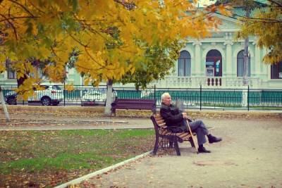 В Петербурге нарушавших самоизоляцию пожилых людей не лишили выплаты в 2 тыс. рублей