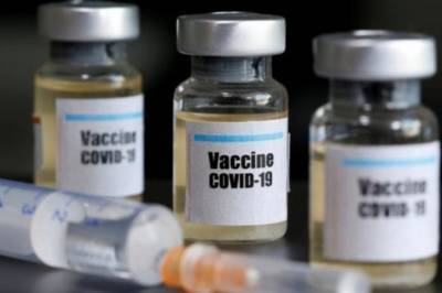В ВОЗ прогнозируют, что массовая вакцинация от COVID-19 начнется не раньше середины 2021 года