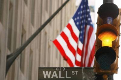 Уолл-стрит растет; распродажа акций технологического сектора приостановилась