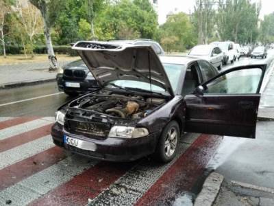 Столкнулись три авто: в Николаеве военный за рулем Audi спровоцировал ДТП