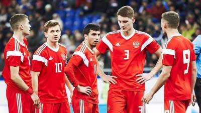 Путёвка на Евро-2021 против успехов в Лиге наций: почему осенние матчи молодёжки важнее игр главной сборной России