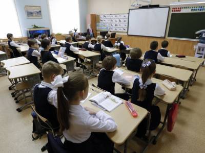 «Невзирая на карантин»: 13 сентября в Ивано-Франковске откроют школы и детсады