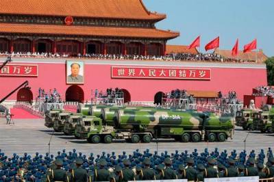 Вооруженные силы Китая вышли по многим показателям на второе и даже на первое место в мире