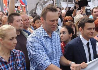 СМИ: Следы «Новичка» обнаружены не только в крови Навального, но и на его бутылке