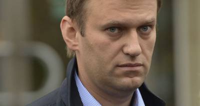 "Новый сценарий по старым лекалам": РФ грозят санкциями из-за "отравления" Навального