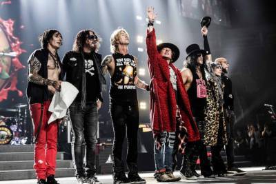 Guns N'Roses выпустили шесть концертных видео с тура Not In This Lifetime