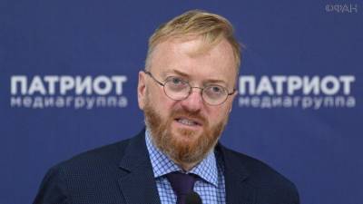 Милонов объяснил, кому выгодно «отравление» Навального «Новичком»