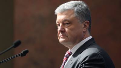 Россия ввела санкции против Порошенко и еще нескольких украинцев