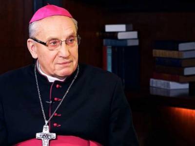 Совет европейских епископов поддержал архиепископа, которого не пустили в Беларусь