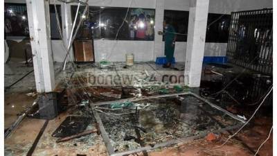 При взрыве кондиционеров в мечети в Бангладеш погибли 11 человек