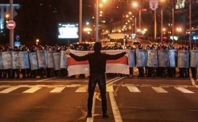 Незарегистрированный кандидат в президенты Белоруссии создает фоны помощи пострадавшим от протестов