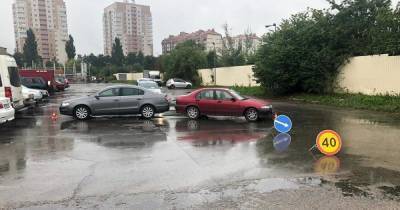 На парковке в Калининграде сбили 49-летнюю женщину