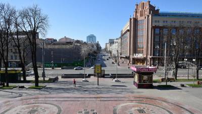 Десятки домов остались без света в центре Киева