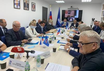В Гатчине обсуждают законопроект о социальных стандартах для ленинградцев