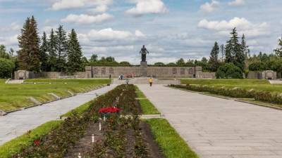 На Пискаревском кладбище вспомнят жертв блокады Ленинграда