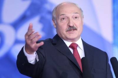 Лукашенко не понравилось шатание людей на улицах при пандемии
