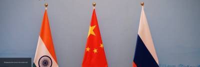 КНР и Индия согласились приложить усилия для обеспечения мира на границе