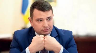 Украинская вертикаль власти превратилась в зловонную кучу