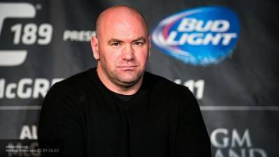 Боец UFC из России спровоцировал драку во время битвы взглядов