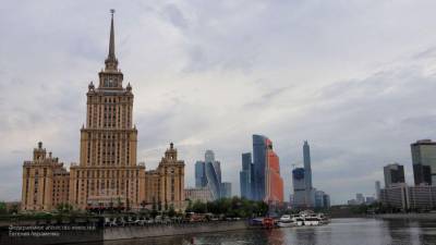 Реальная зарплата в Москве приблизилась к 100 тысячам рублей