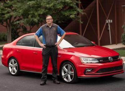 Американец приобрел за всю свою жизнь 42 автомобиля марки Volkswagen