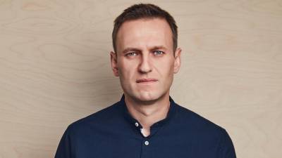 Шарите-шоу: спекуляции вокруг «отравления» Навального и кому это выгодно