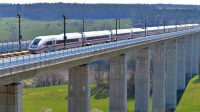 Билеты на поезда ICE всего за €9,70: Deutsche Bahn запускает акцию для молодых пассажиров