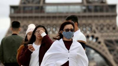Франция готовится к усилению эпидемии в ближайшие две недели