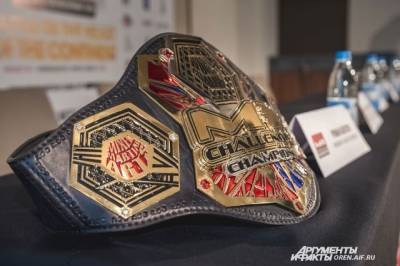Россиянин Имадаев проиграл Перейре на турнире UFC в Лас-Вегасе