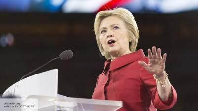 В США объяснили, как Хиллари Клинтон может остаться без мужа из-за России