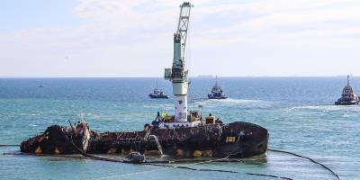 В Одессе начинается финальная стадия поднятия танкера Delfi – Криклий