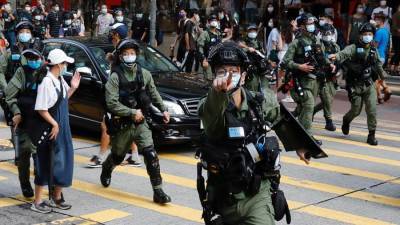 Полиция Гонконга задержала около 90 протестующих