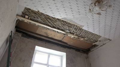 В Инте рухнул потолок в жилой квартире.