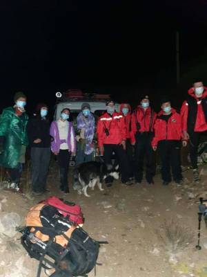 Заблудившихся туристов спасли в горах в районе пика Советов