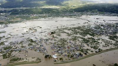 В Японии из-за тайфуна без света остались больше 180 тысяч домов