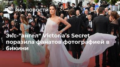 Экс-"ангел" Victoria’s Secret поразила фанатов фотографией в бикини