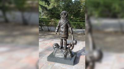В Волгограде открыли памятник "Детям, пережившим войну"