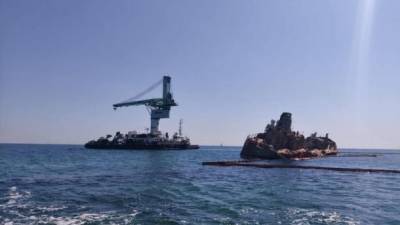 В Одессе начат финальный этап подъема затонувшего танкера Delfi, - Криклий