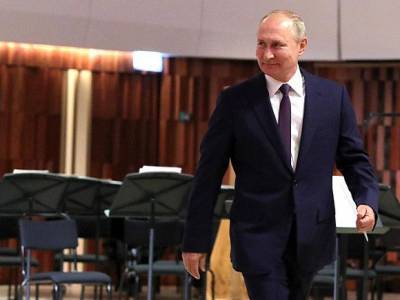 «Лучше потерпеть, чем потом кусать локти»: Путин предложил артистам подождать с выступлениями