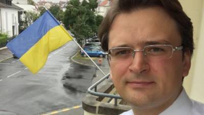 Глава МИД Украины инициировал срочный разговор с российским коллегой
