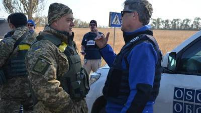 ОБСЕ подыграла Киеву, не заметив перемещения украинских позиций на линии фронта