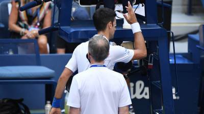 Джокович потеряет рейтинговые очки и призовые, заработанные на US Open