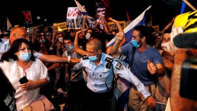 Почти полтора десятка людей были задержаны во время антиправительственных протестов в Израиле