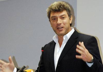 Оппозиционный политик Борис Немцов убит в центре Москвы