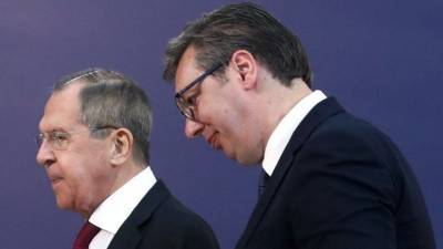 Лавров и Вучич обсудили по телефону взаимоотношения Сербии и России