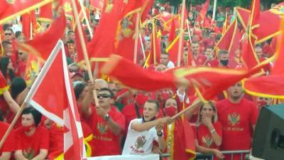 В столице Черногории прошла акция сторонников Джукановича