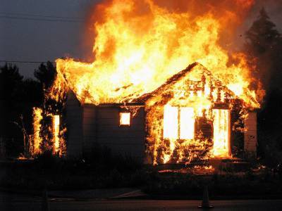 В Смоленской области сгорел дом