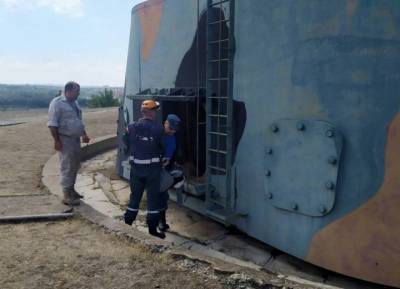 Вынимали два часа: мальчик в Севастополе упал в подземное помещение заброшенной башни