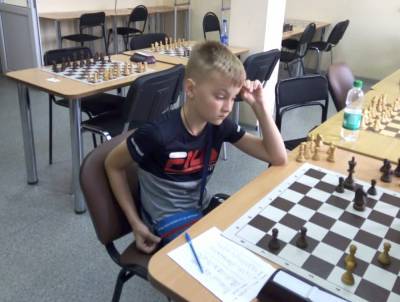 В Южно-Сахалинске продолжаются игры чемпионата города по классическим шахматам